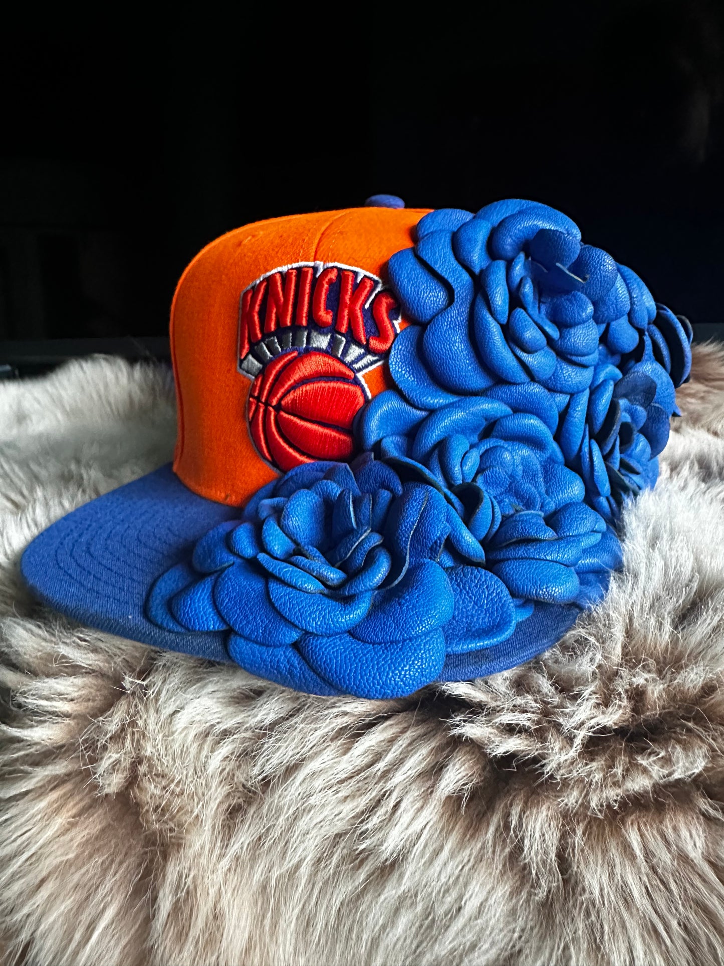 NY KNICKS LOVE