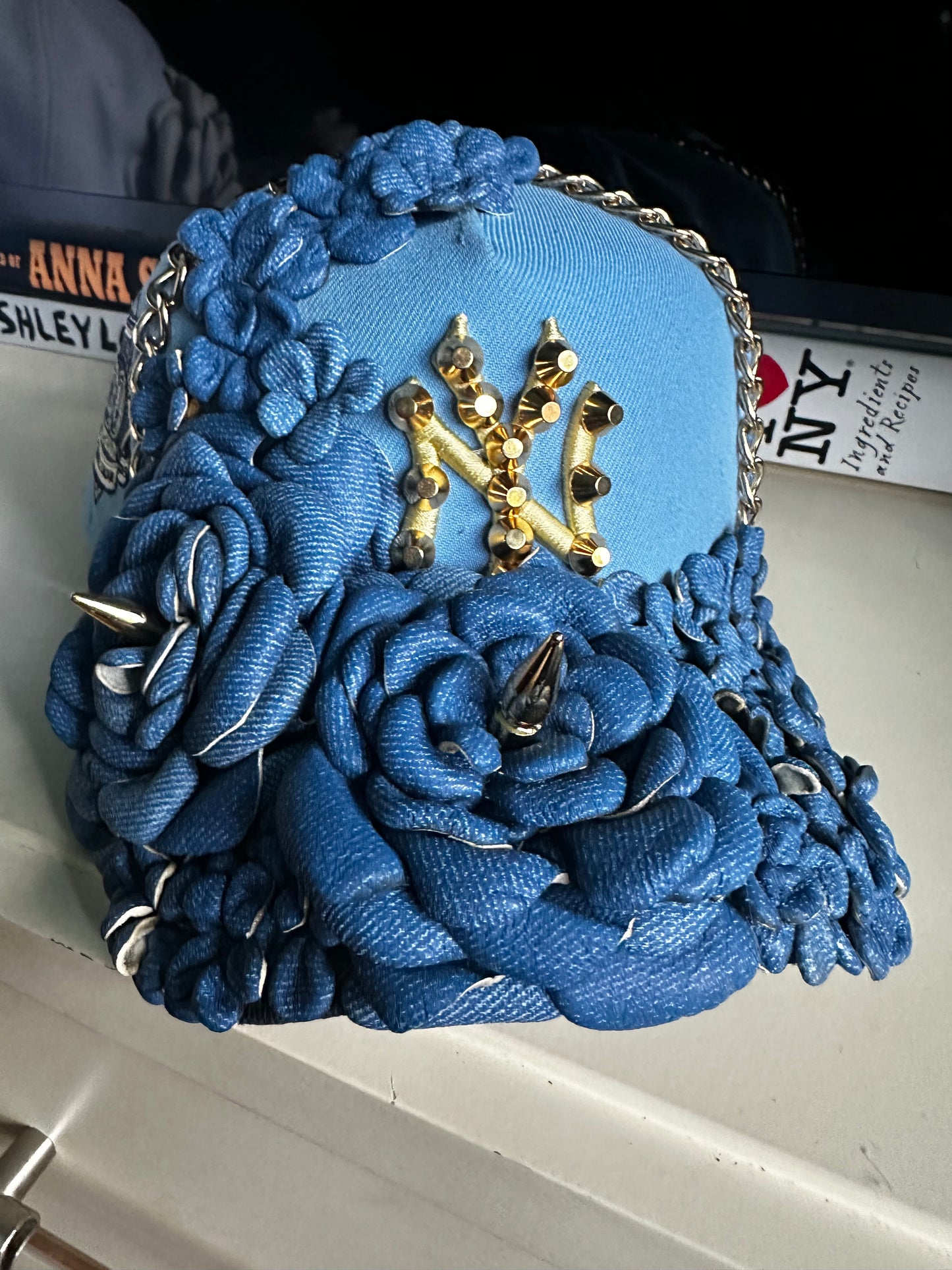 NY BLOOMS IN BLUE
