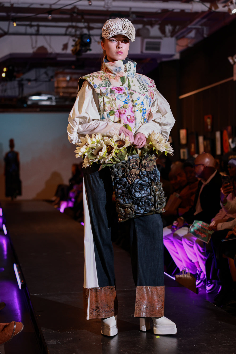 Off the runway - Angels in the City