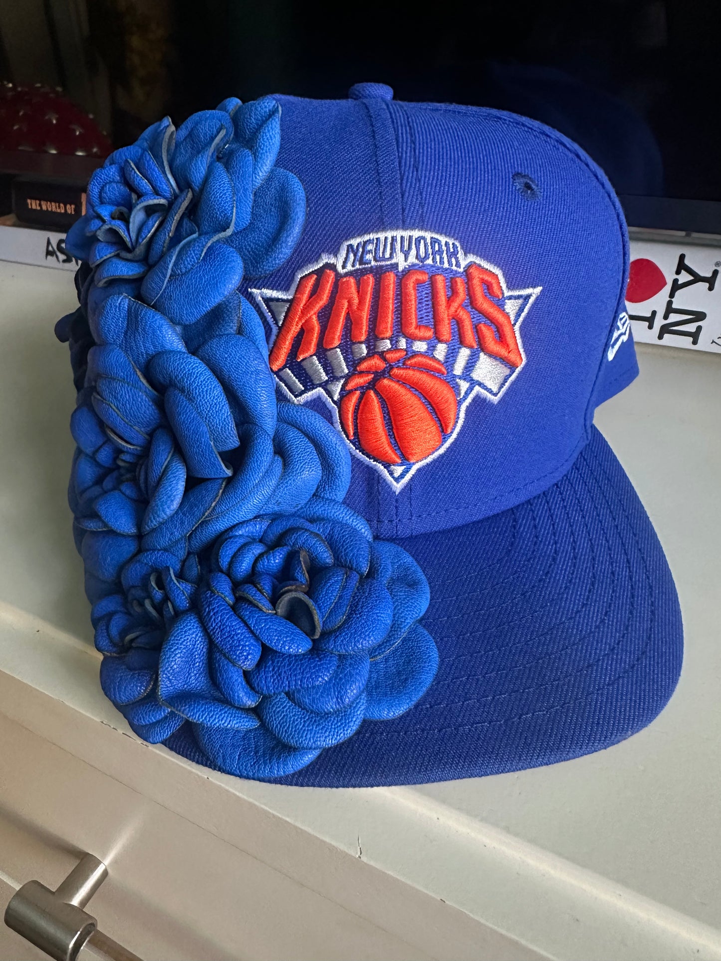 NY KNICKS LOVE